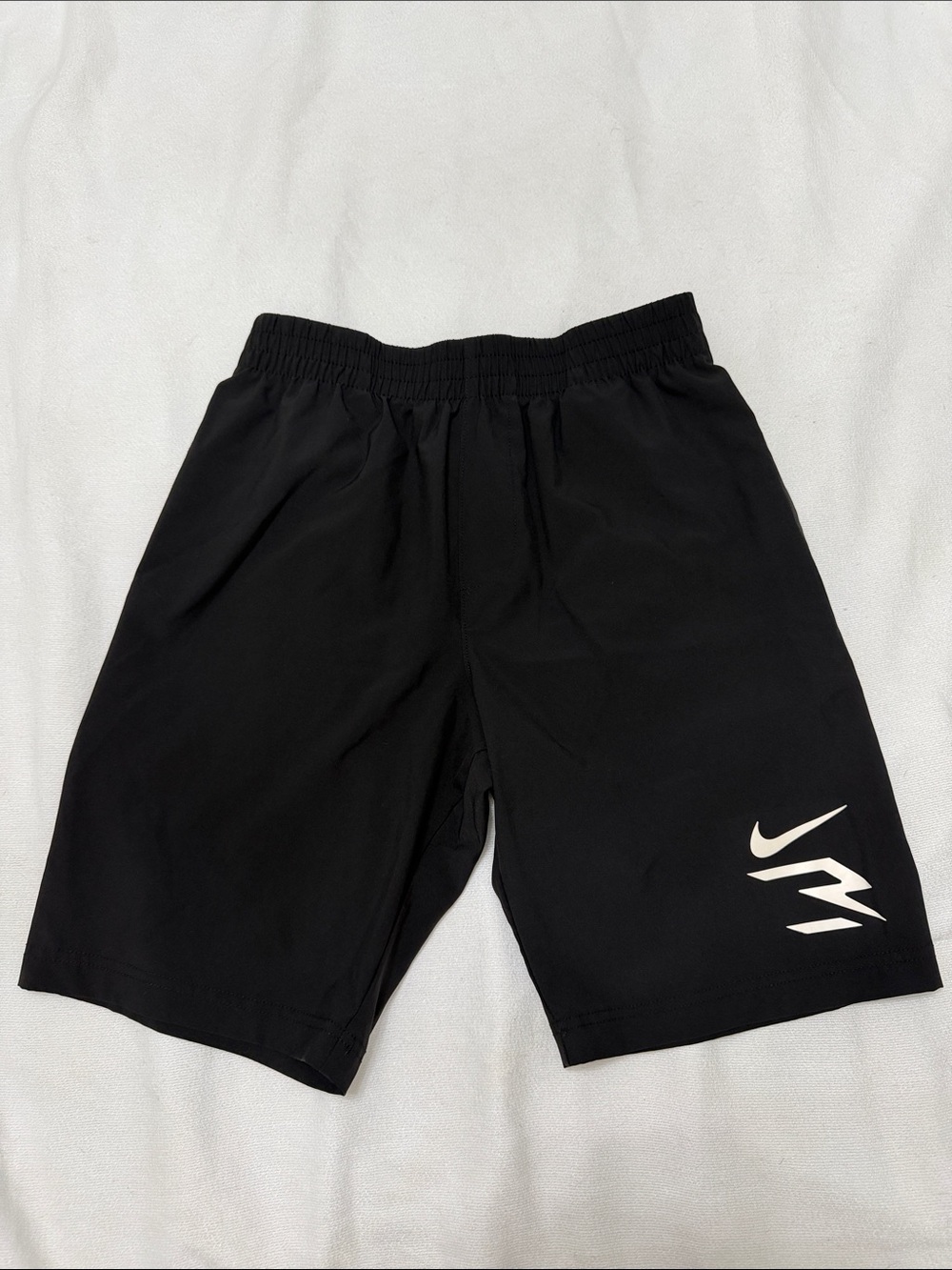 Nike shorts size M